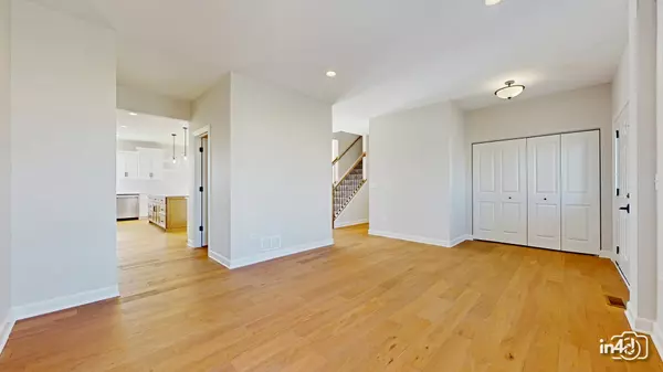 Shorewood, IL 60404,24433 W Bantry Lane