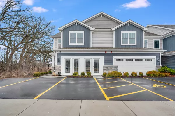 692 Cassia Court, Crystal Lake, IL 60012