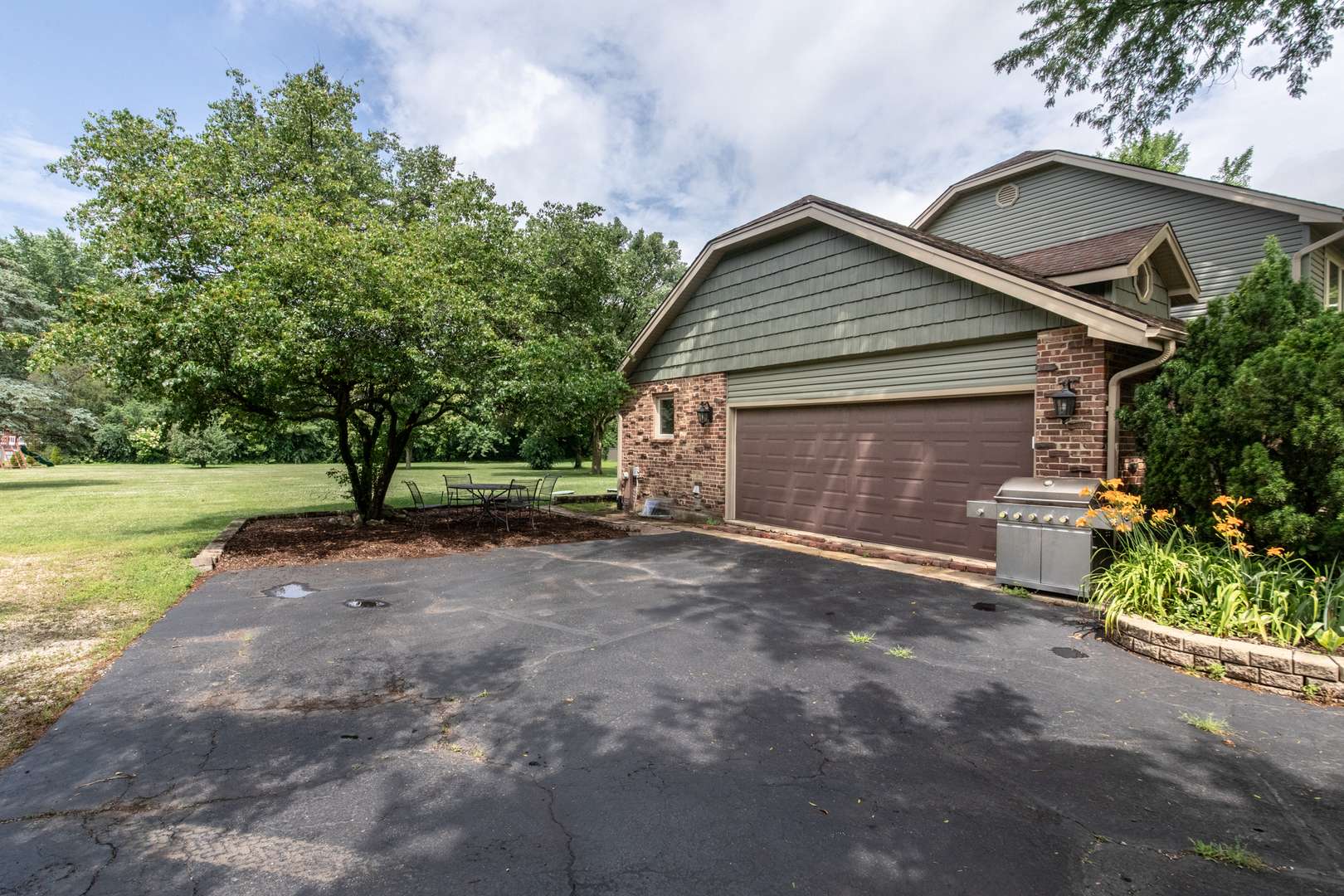 Bartlett, IL 60103,148 Jodi Lane