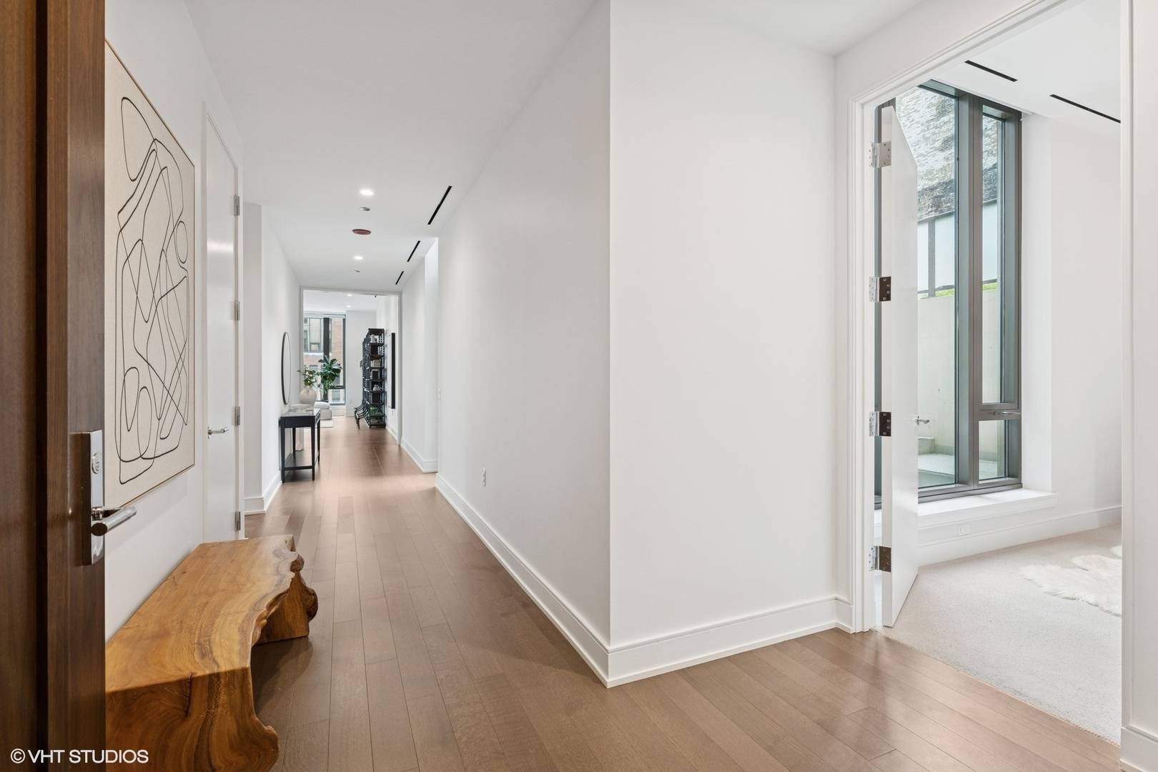 Chicago, IL 60610,1550 N Clark Street #301