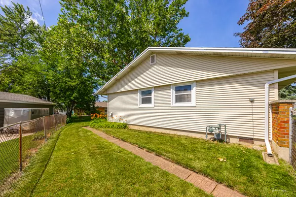 Romeoville, IL 60446,9 Beacon Avenue