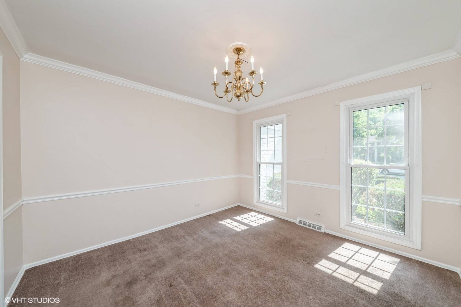 Roselle, IL 60172,316 Ambleside Drive