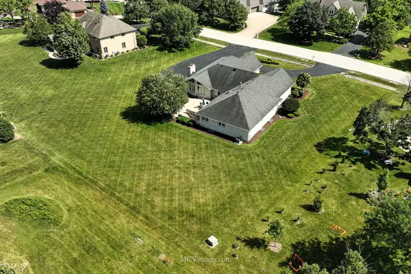 Lemont, IL 60439,13341 Fox Hill Drive