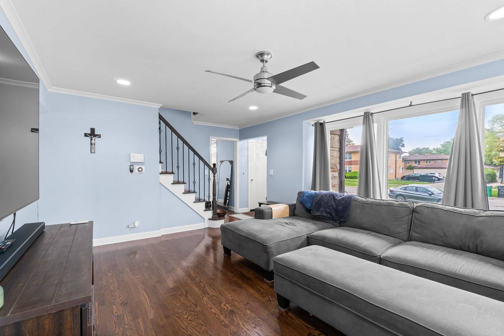 Westchester, IL 60154,10341 Canterbury Street