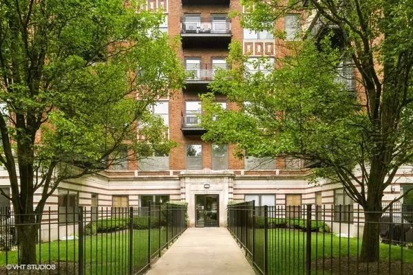 4537 S Drexel Boulevard #101, Chicago, IL 60653