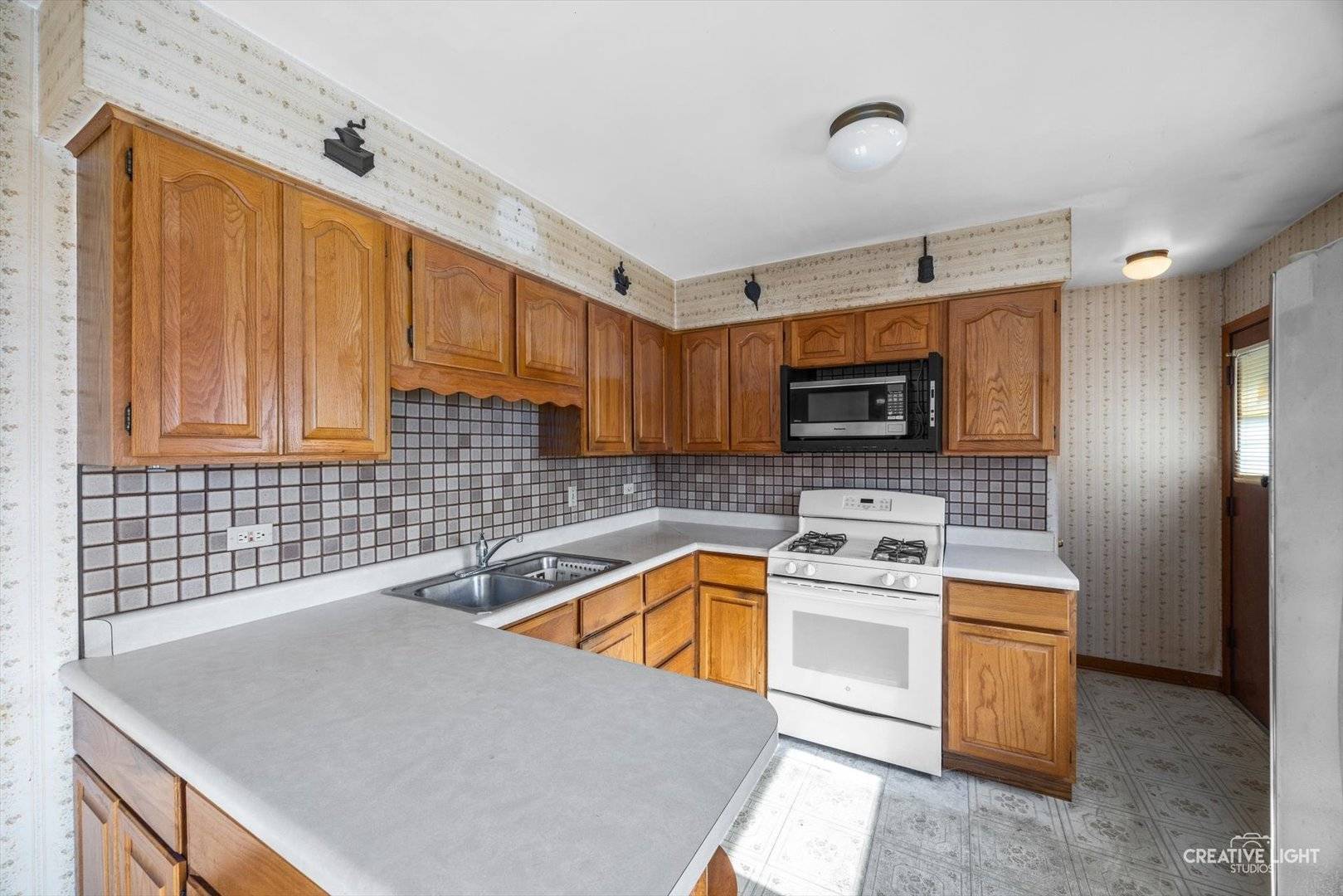 Schaumburg, IL 60193,525 Raymond Court