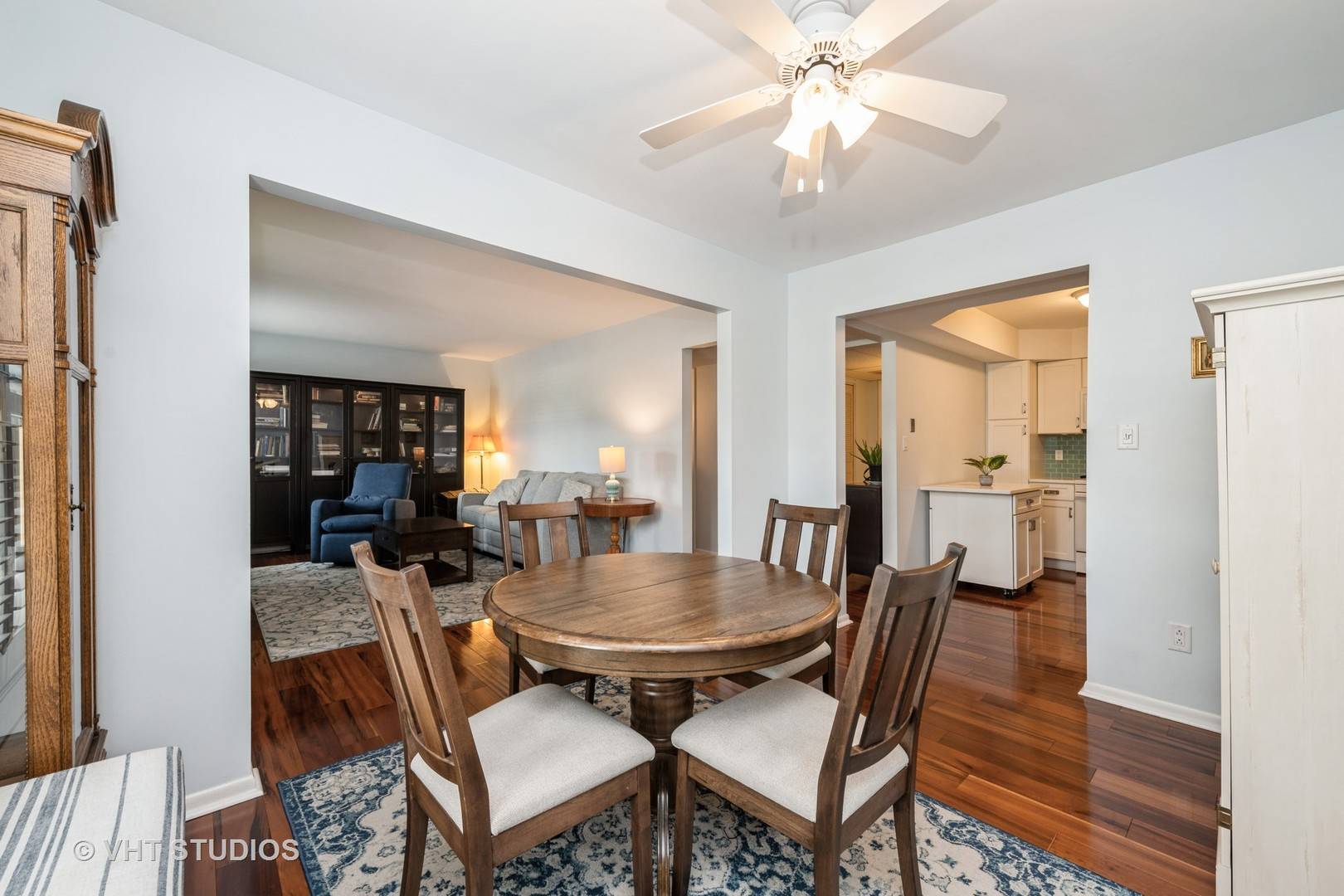 Crystal Lake, IL 60014,521 Coventry Lane #3