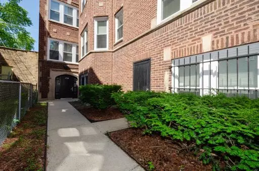 Chicago, IL 60626,1722 W JUNEWAY Terrace #3B