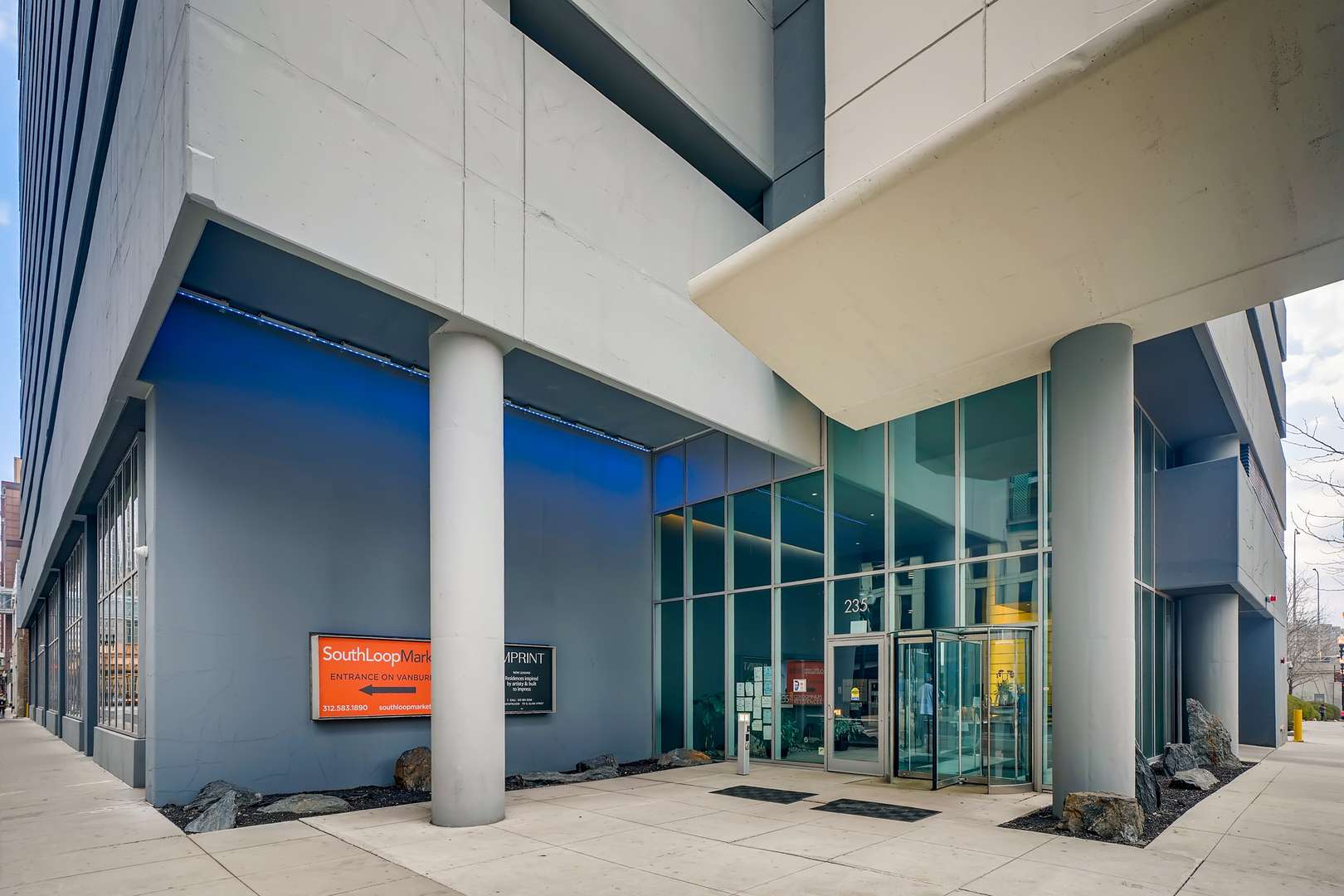 Chicago, IL 60607,235 W Van Buren Street #2911