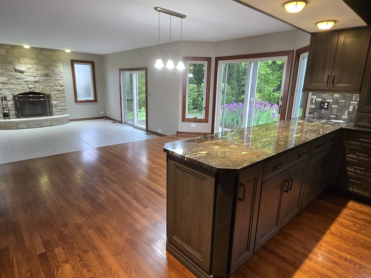 Mundelein, IL 60060,25805 N Arrowhead Drive