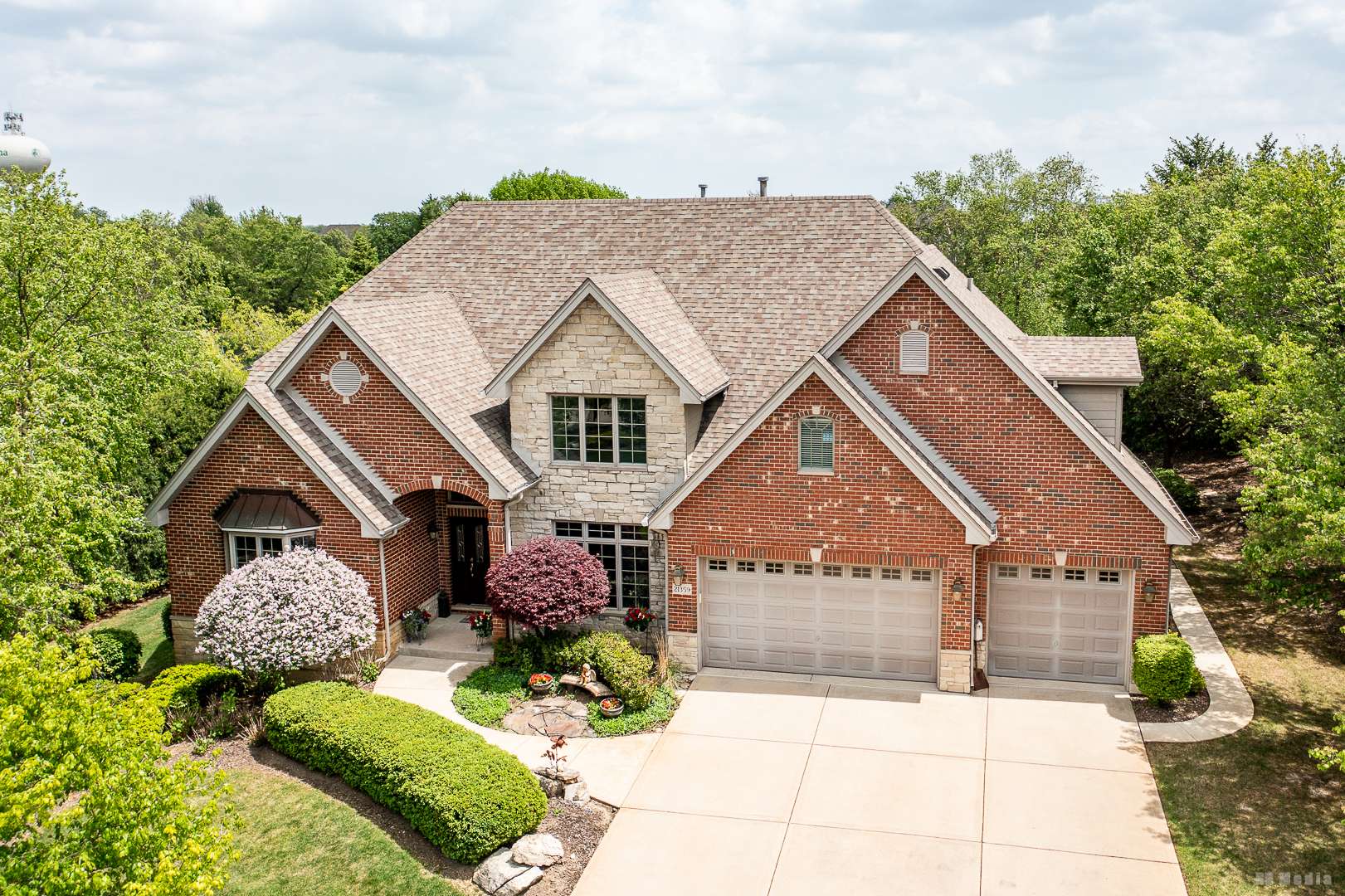 Mokena, IL 60448,21359 Saddle Lane