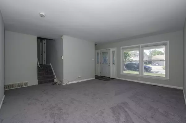 Hazel Crest, IL 60429,17801 DOGWOOD Lane