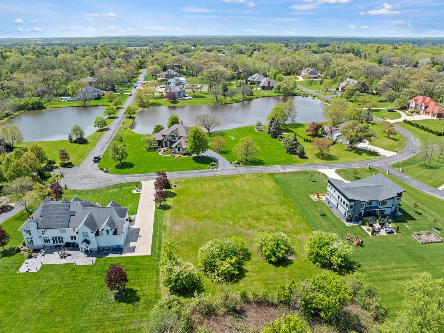 Wayne, IL 60184,4N707 White Oak Lane