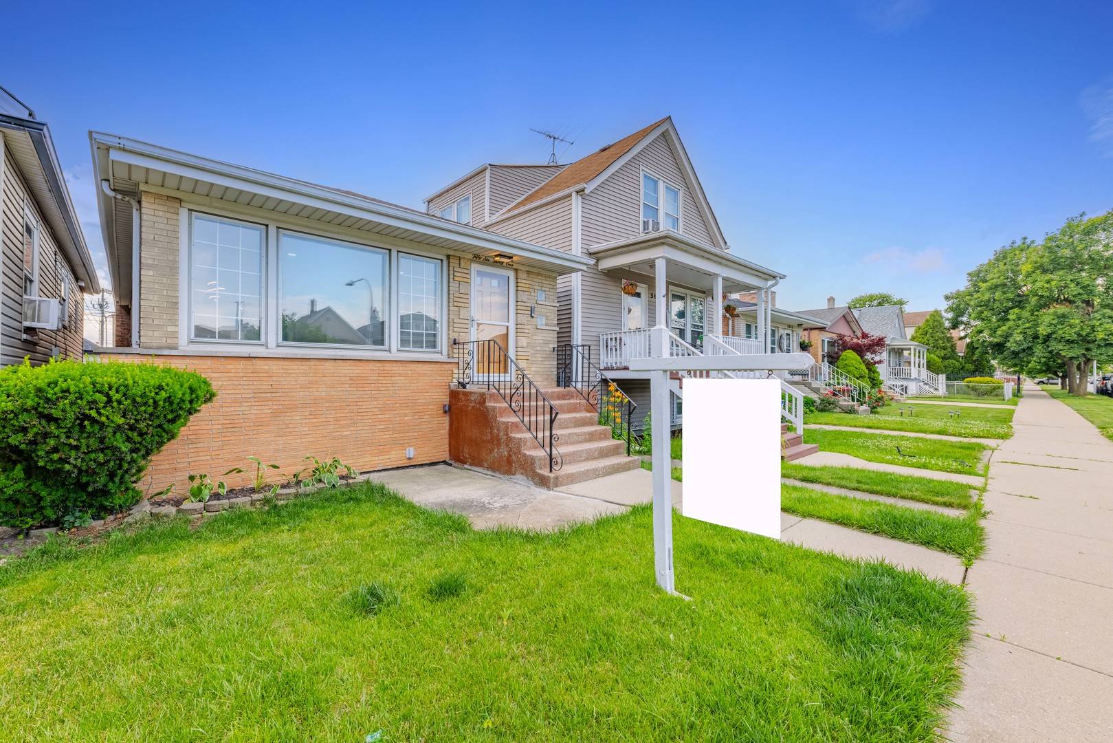 Chicago, IL 60638,5631 W 64th Place
