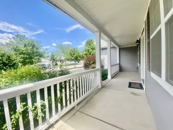 Oswego, IL 60543,826 Bohannon Circle
