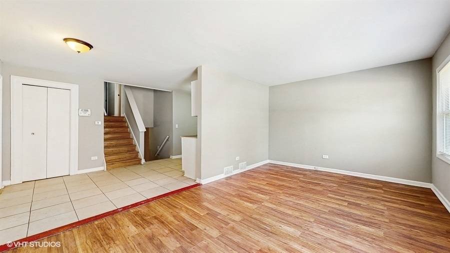 Chicago, IL 60628,309 W 109th Place