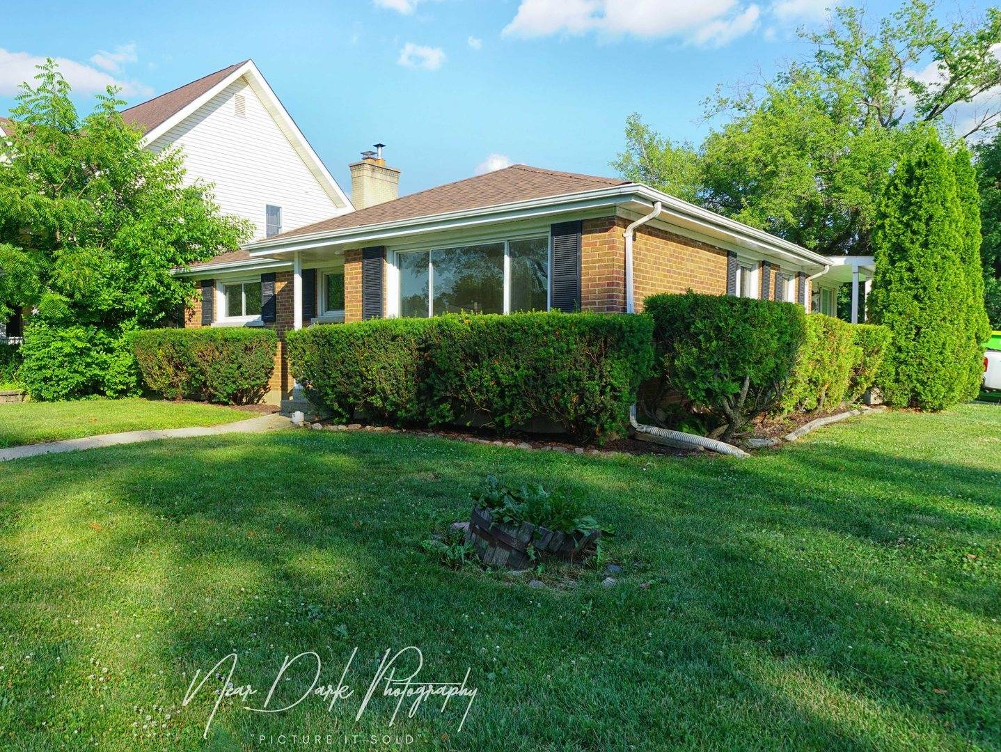 Mundelein, IL 60060,837 Wilcox Avenue