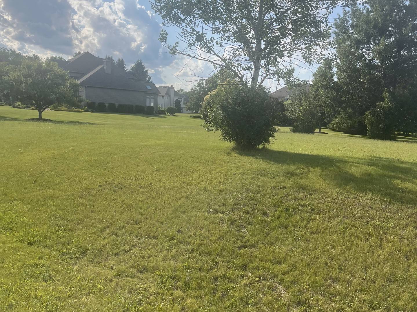 Mchenry, IL 60050,6618 Burning Tree Circle
