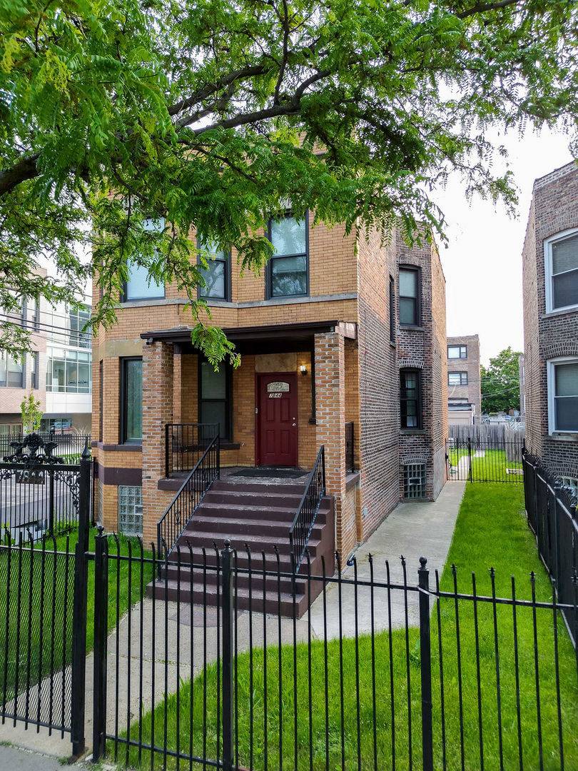 Chicago, IL 60620,7844 S Green Street