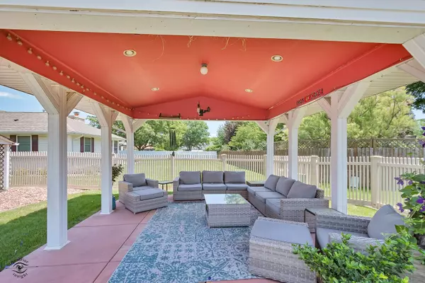 Bourbonnais, IL 60914,212 Greenbriar Lane