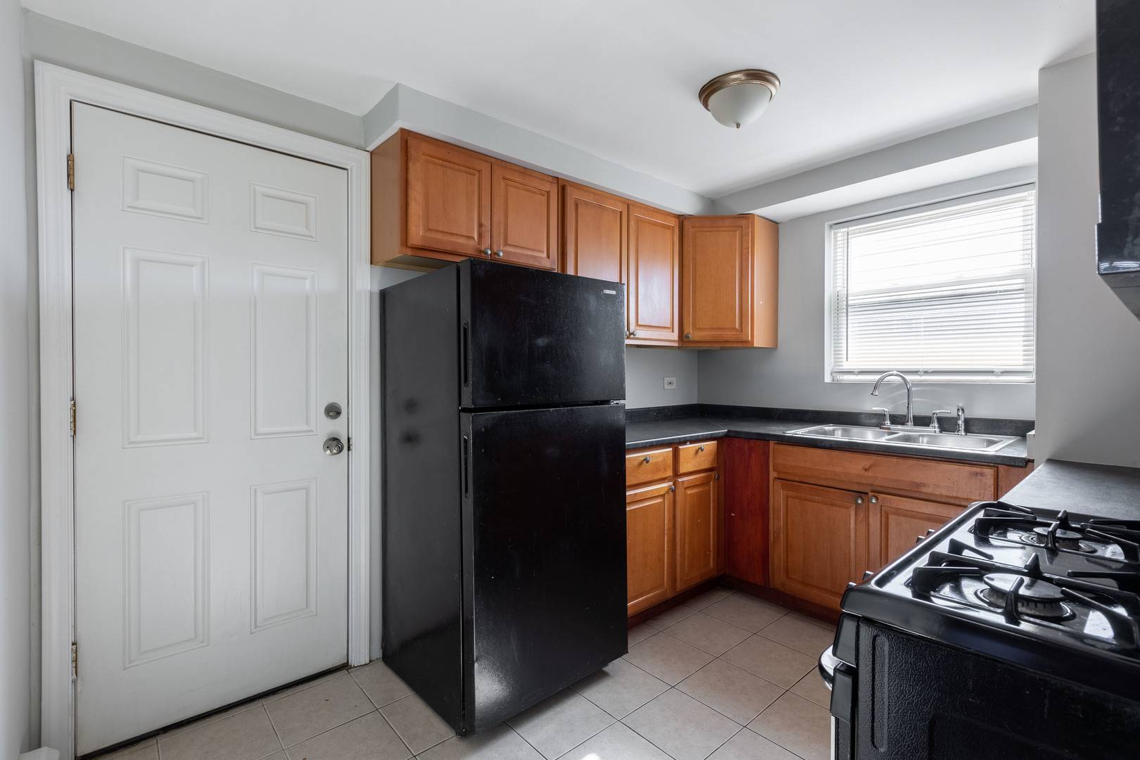 Cicero, IL 60804,1300 S 51st Court #102