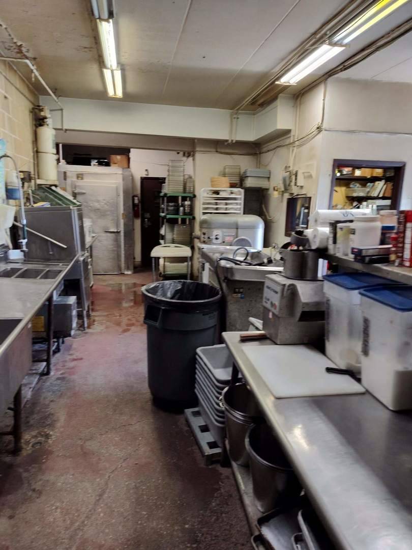 Alsip, IL 60803,4835 W 111th Street