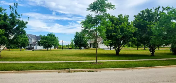 Elgin, IL 60124,4378 John Milton Road