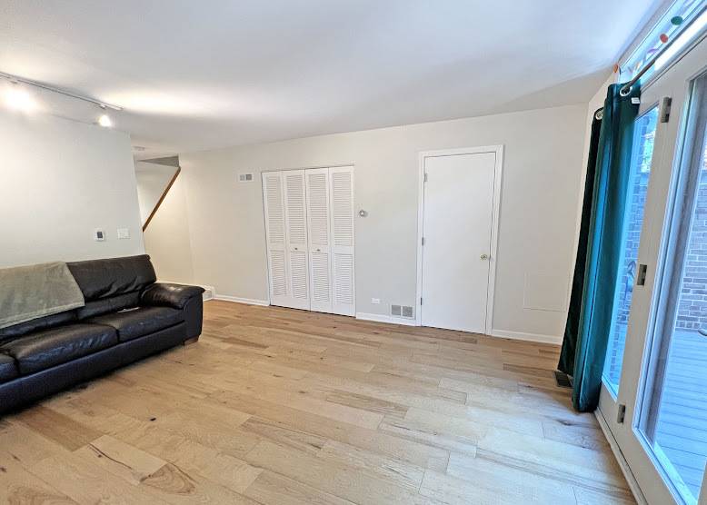 Chicago, IL 60614,2345 N Wayne Avenue #HOUSE
