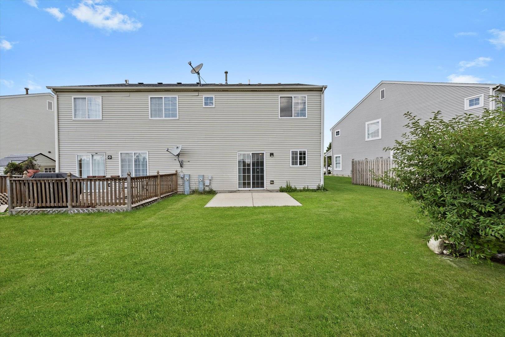 Romeoville, IL 60446,923 E SAVANNAH Drive