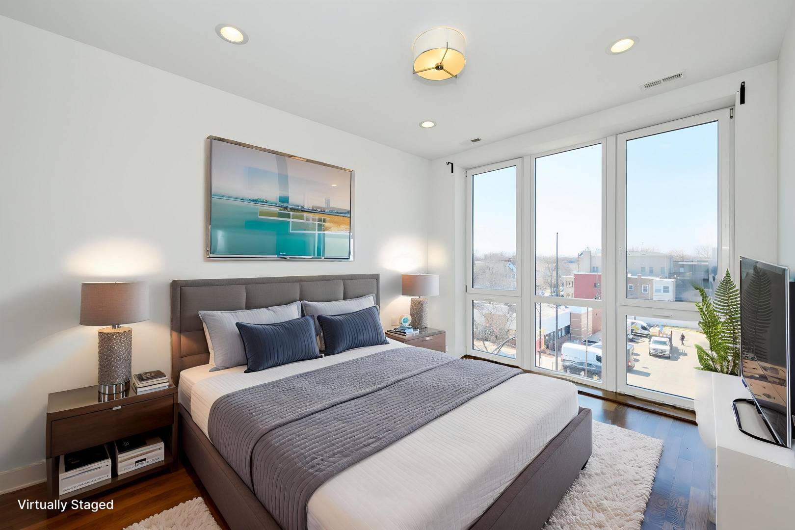 Chicago, IL 60640,5139 N BROADWAY Street #212