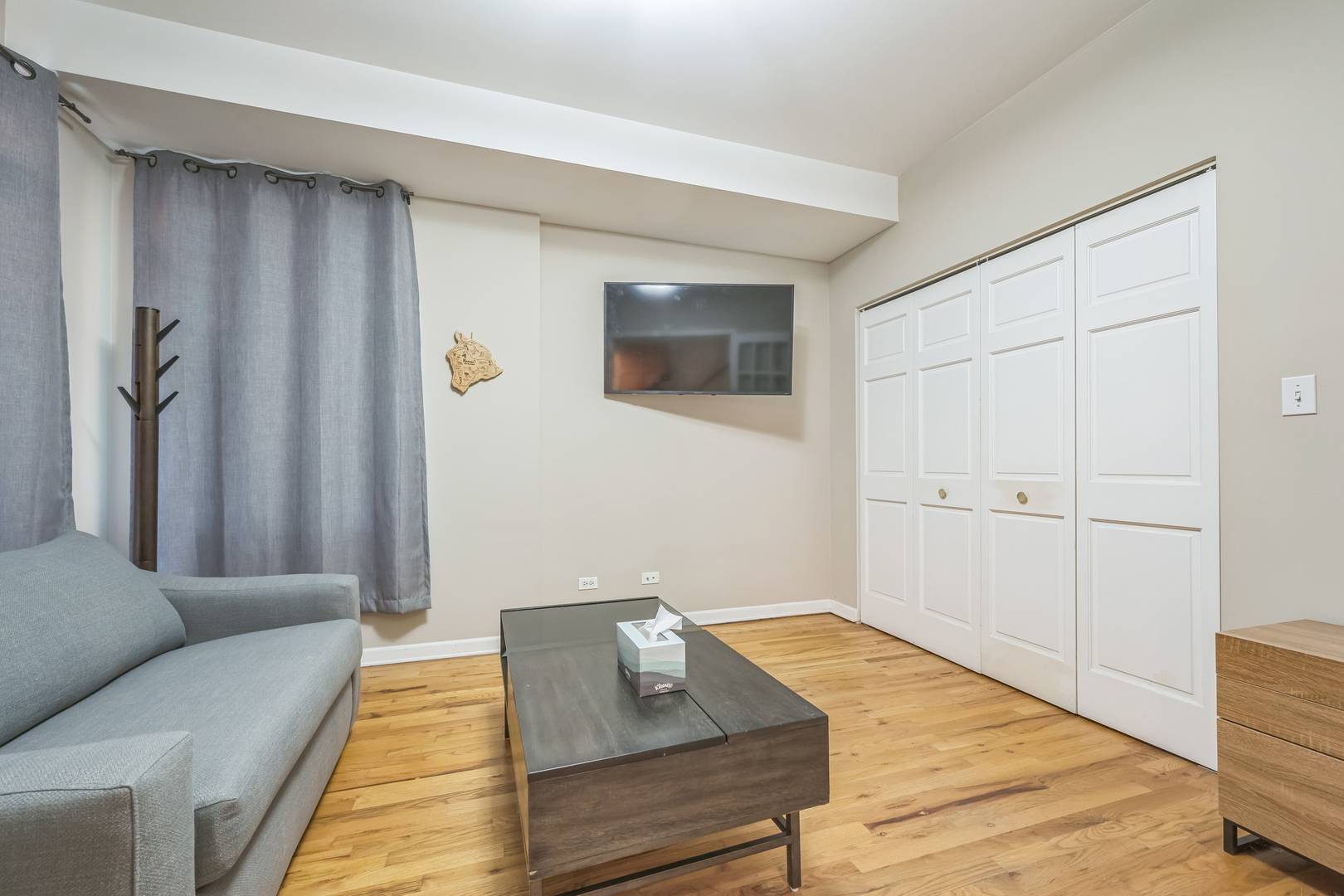 Oak Park, IL 60304,641 S Maple Avenue #I