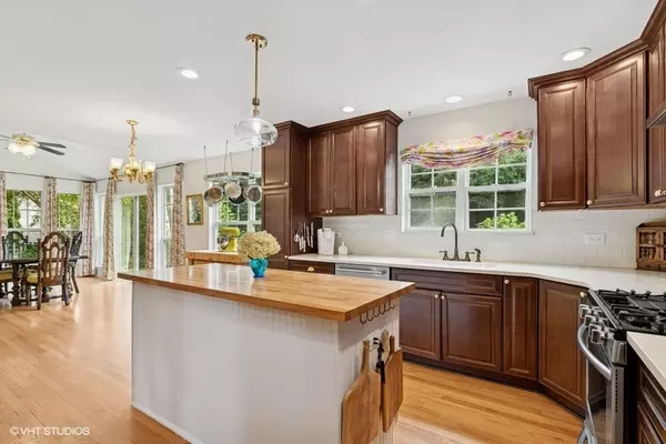 Lake Villa, IL 60046,36917 N Deer Trail Drive