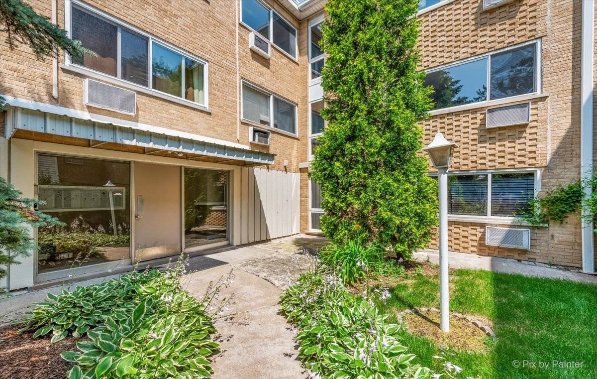 1610 W Jarvis Avenue #DD, Chicago, IL 60626