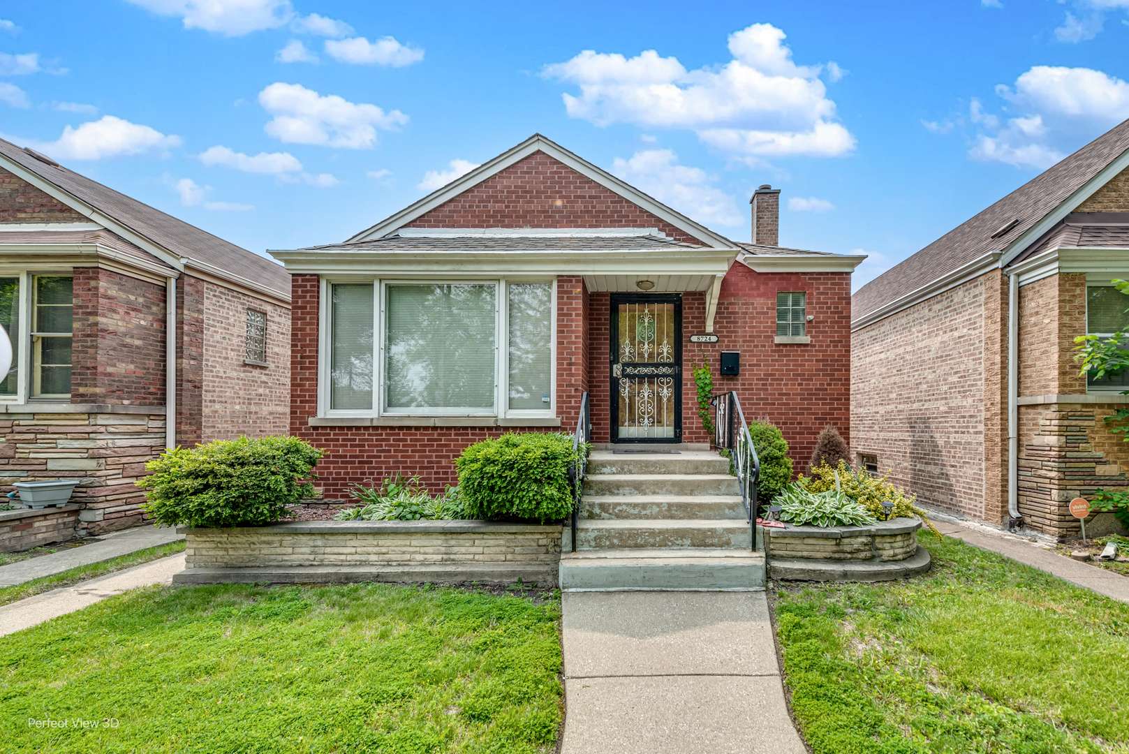 8724 S Jeffery Boulevard, Chicago, IL 60617
