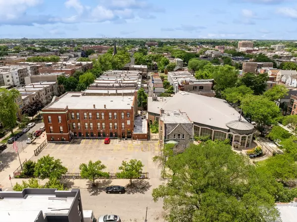 Chicago, IL 60622,1058 N Campbell Street