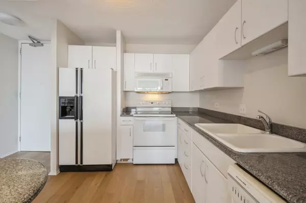 Chicago, IL 60611,405 N Wabash Avenue #3611
