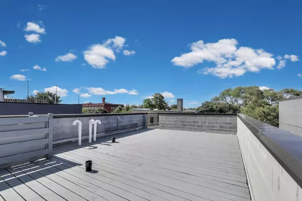 Chicago, IL 60647,3026 W Lyndale Street #2