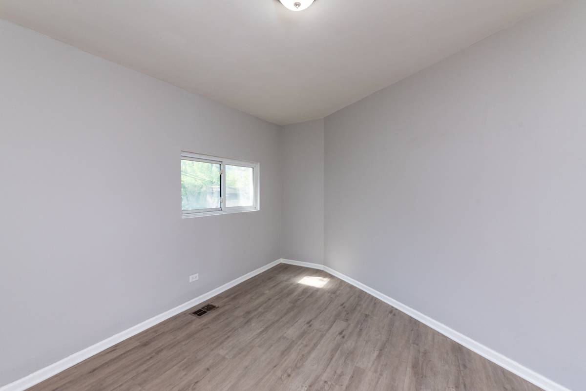 Chicago, IL 60642,1022 W fry Street #CH1