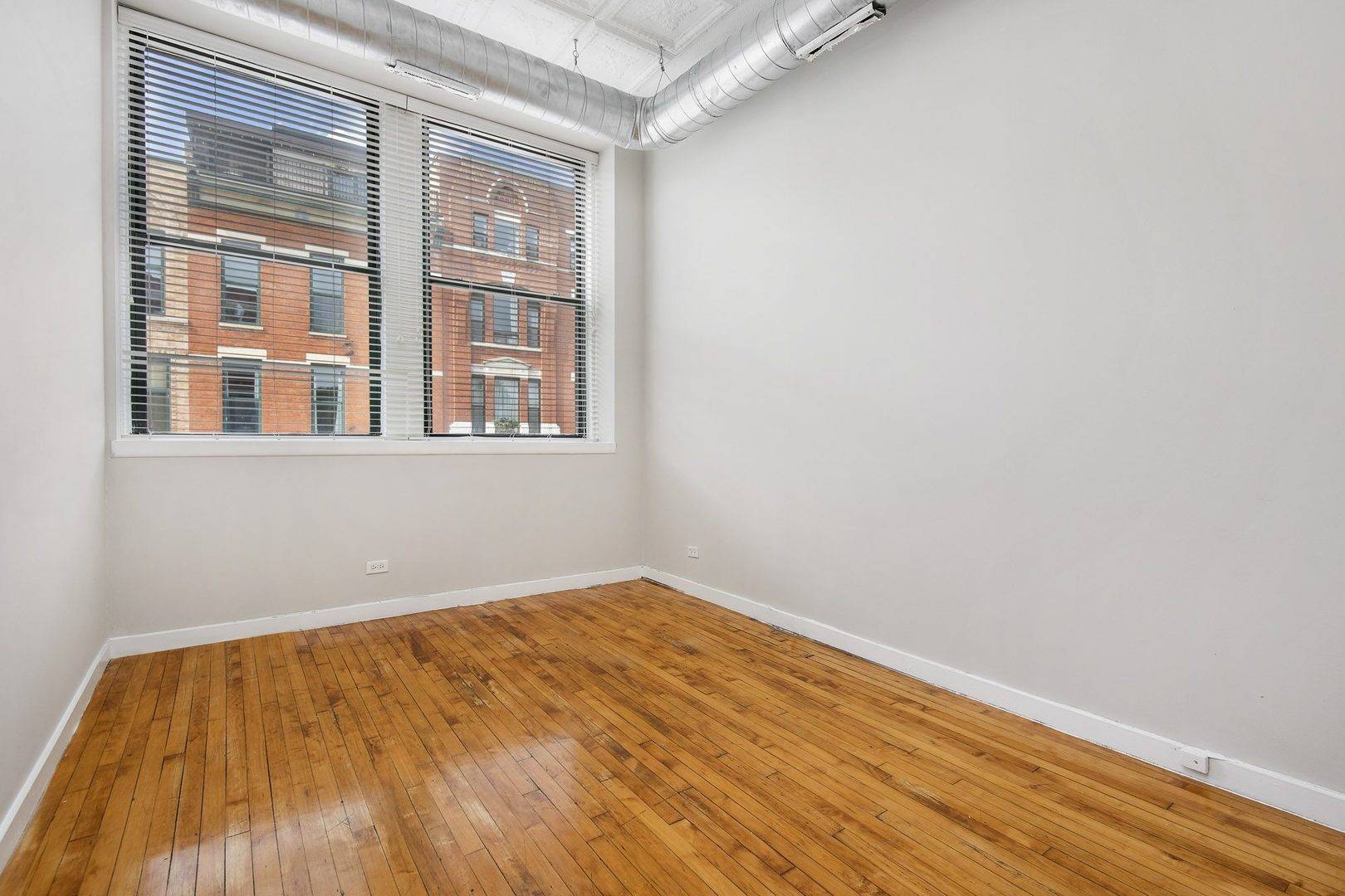 Chicago, IL 60622,1471 N Milwaukee Avenue #3F