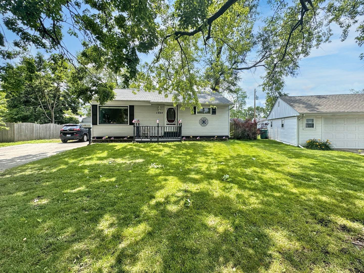 Joliet, IL 60435,1304 Dellmar Avenue