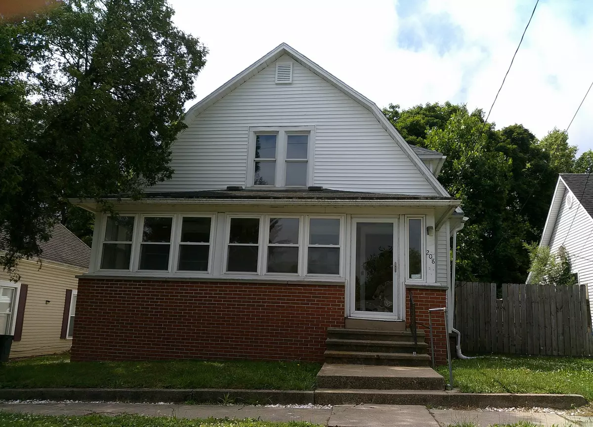 Fairmount, IL 61841,208 E State Street