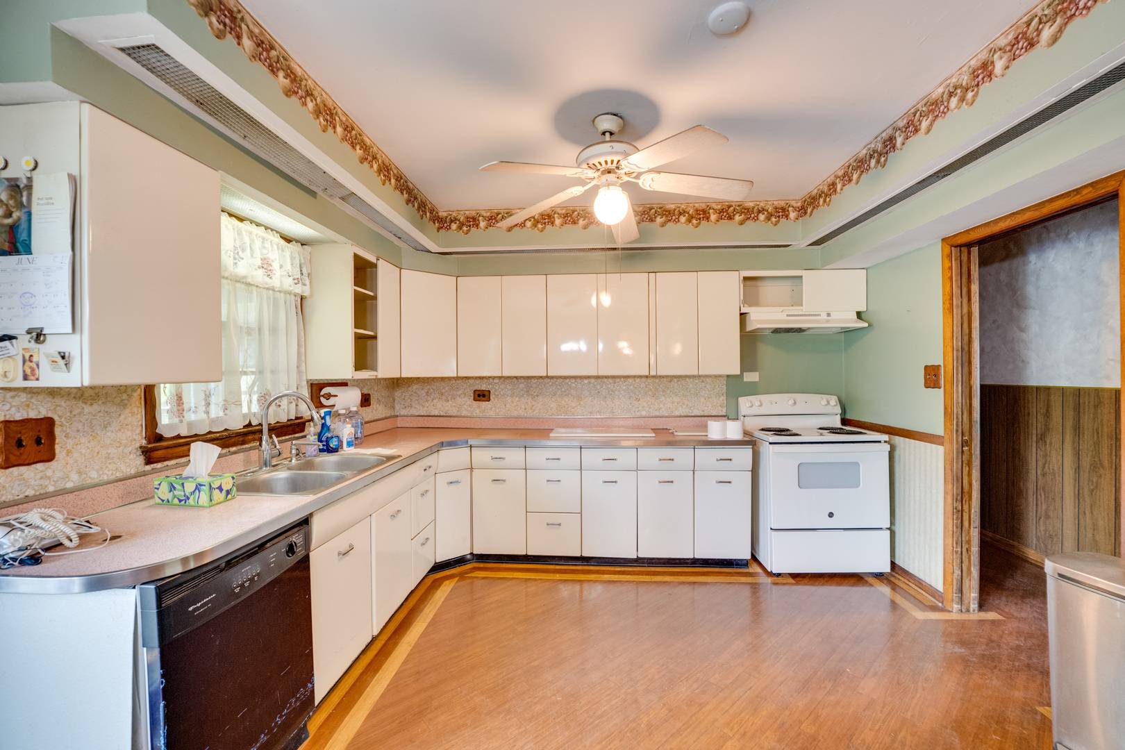 Lemont, IL 60439,16665 W 135th Street