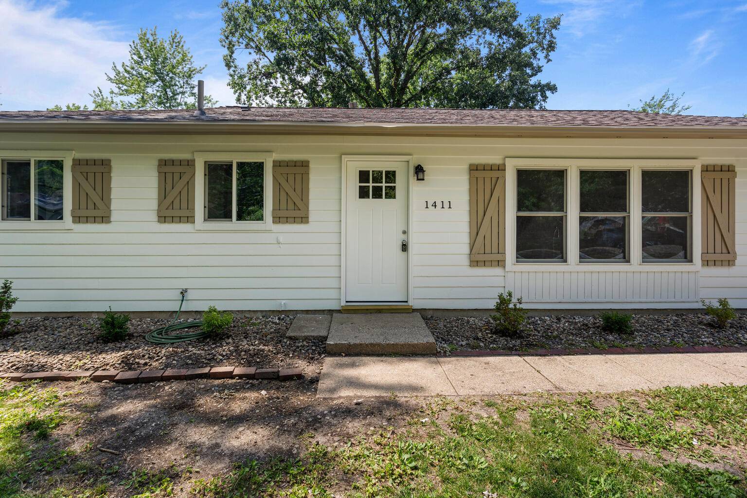 Champaign, IL 61821,1411 Rosewood Drive