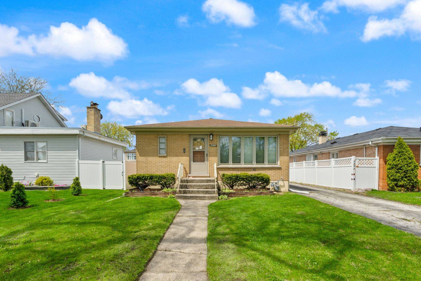 4850 N Clifton Avenue, Norridge, IL 60706