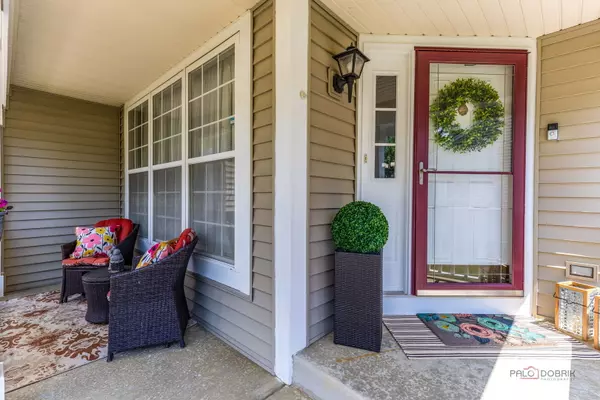 Gurnee, IL 60031,531 Crystal Place