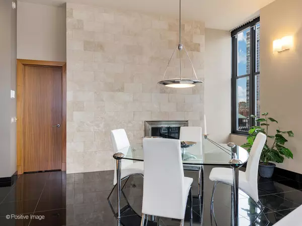 Chicago, IL 60654,333 W Hubbard Street #1006