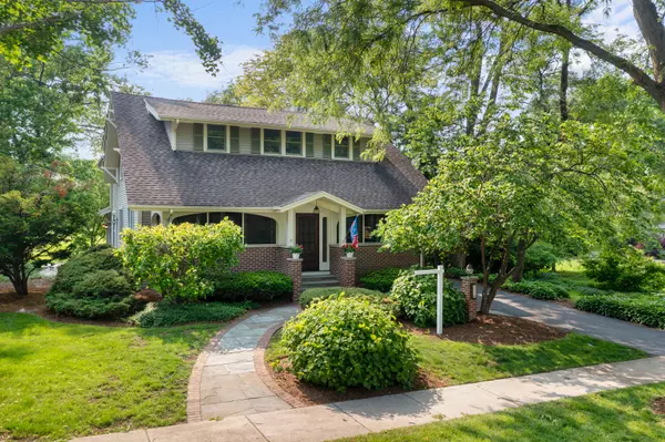 Downers Grove, IL 60515,4416 Seeley Avenue