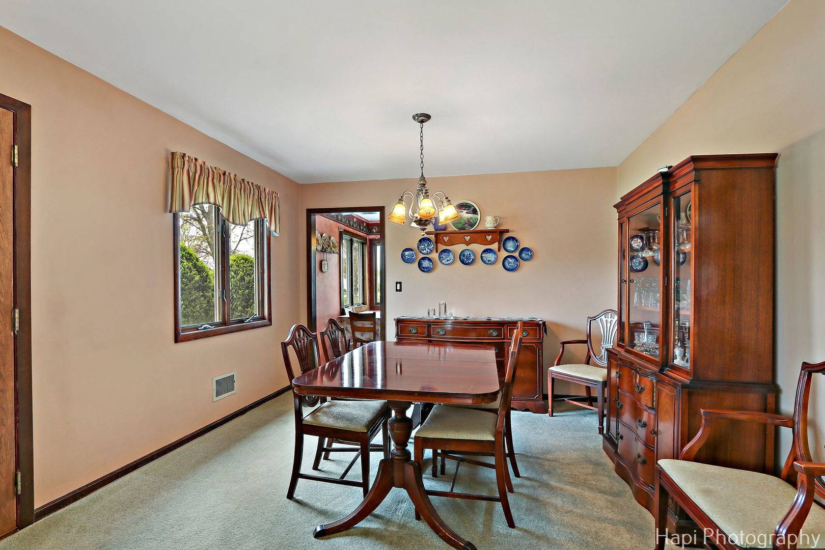 Glenview, IL 60025,3207 Knollwood Lane