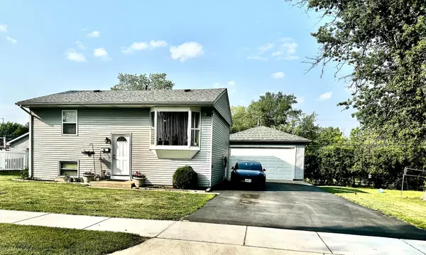 Carpentersville, IL 60110,604 West Wind Drive