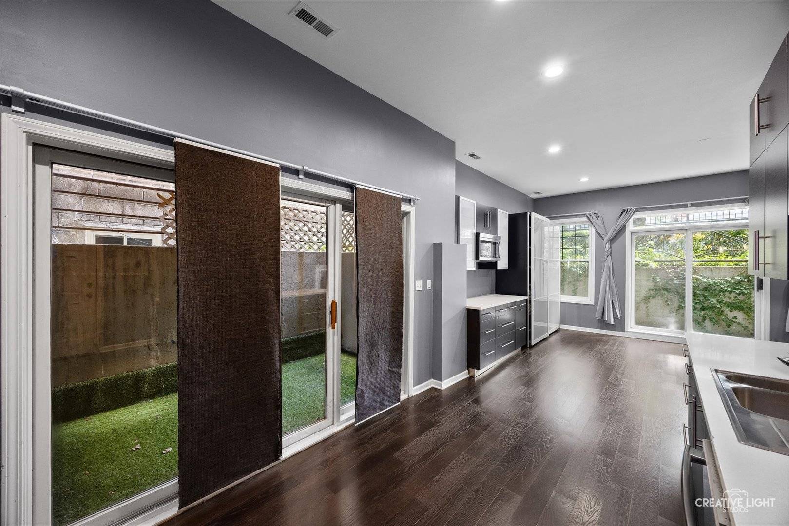 Chicago, IL 60651,3312 W Beach Avenue #1